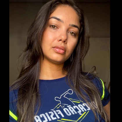 Izamara Oliveira