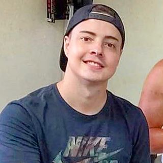 Alex  Hernandes