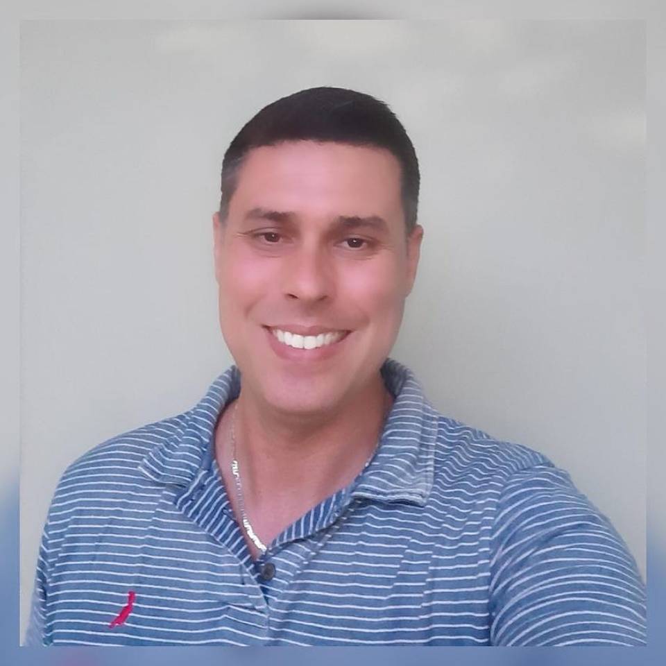 Eduardo  Teixeira