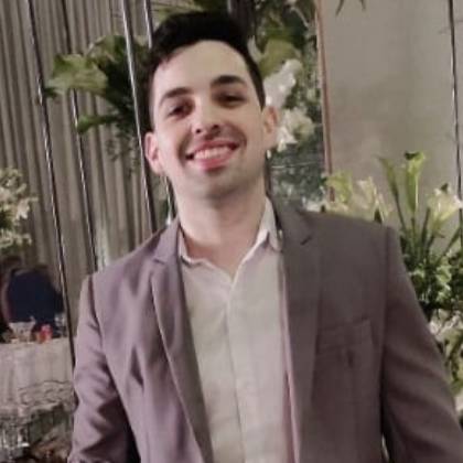 Icaro Cruz