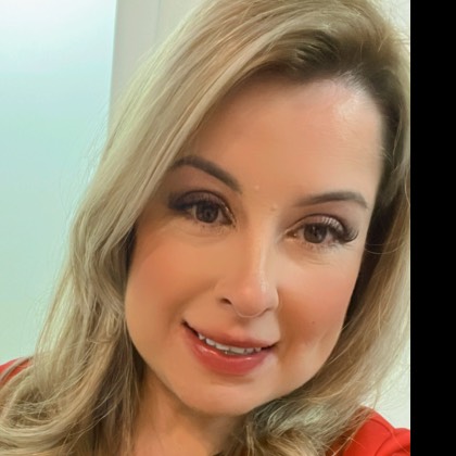 Priscila Penteado