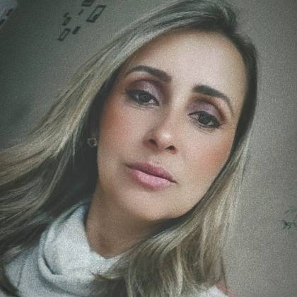 Elaine Carneiro