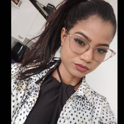 Laine Oliveira