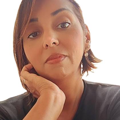 Vivian Neves