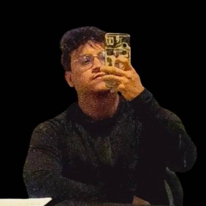 Abner Fabrício  Dias Gomes