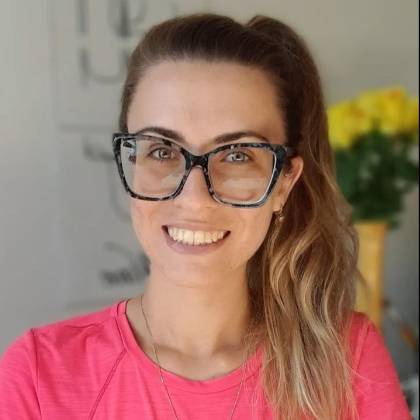 Juliana  Teixeira