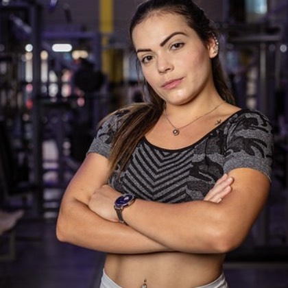 Treinadora Carol Resende