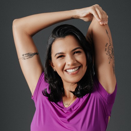 Kelly  Lira