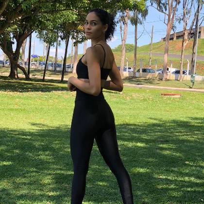 Sara  Paz