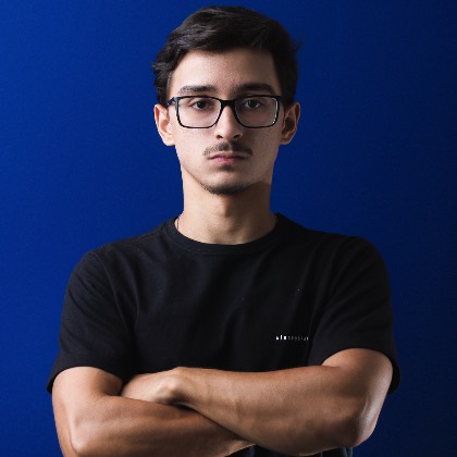 Sávio  Faria