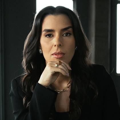 Alinne Reis
