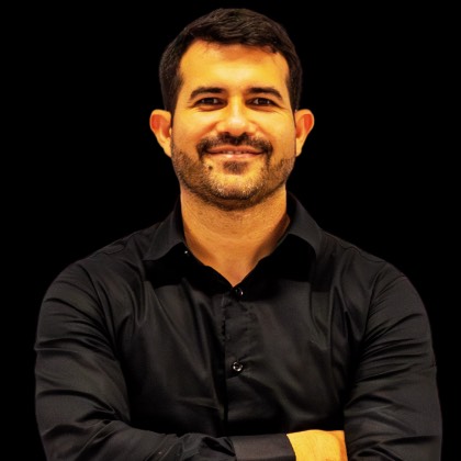 Dr. Rafael Pedro
