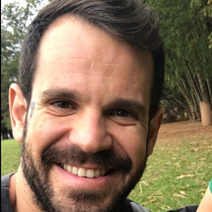Túlio José