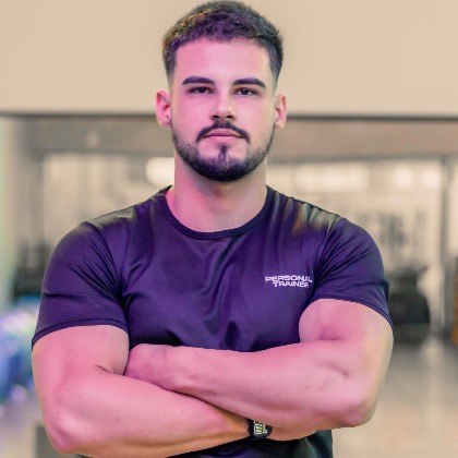 Roger D Avila