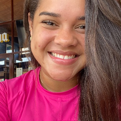 Personal Hellen Menezes