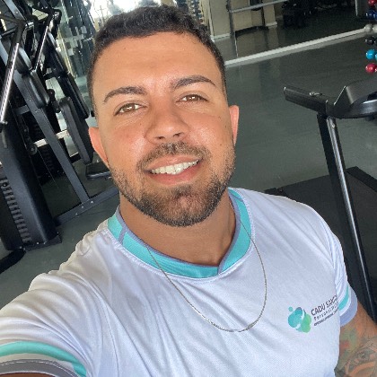 Cadu Santos