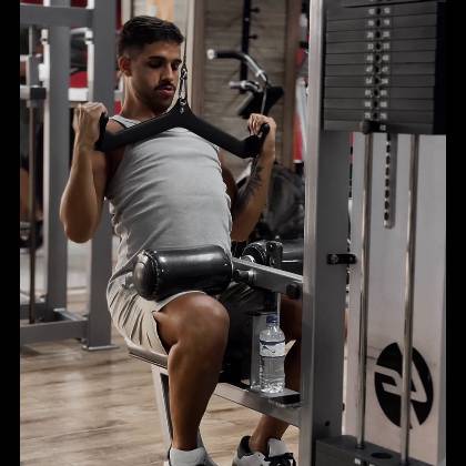 Victor Hugo  Moura