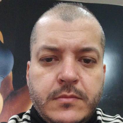LÉO CHAVES