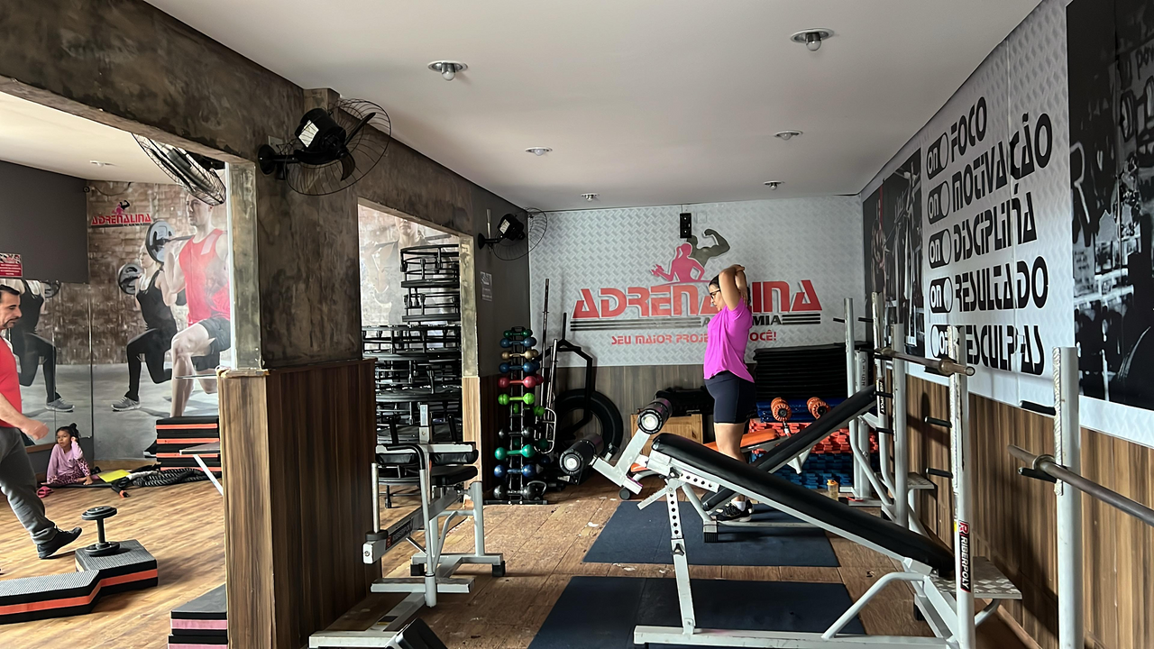 ACADEMIA ADRENALINA