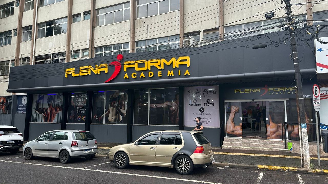PLENA FORMA ACADEMIA