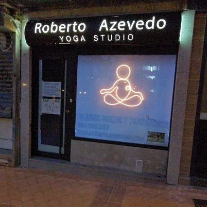 Roberto Azevedo Yoga