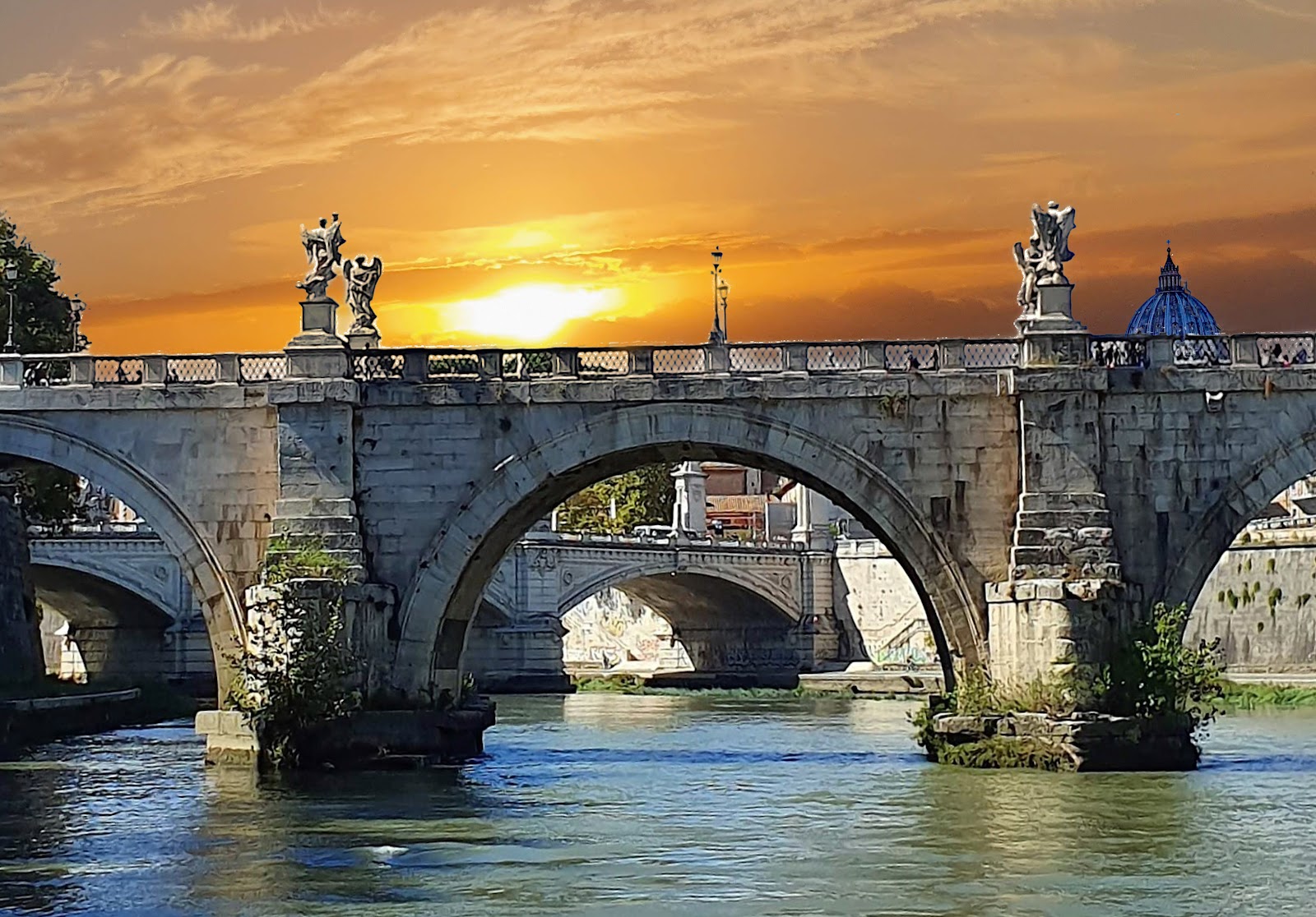 Picture of Cycling Along the Tiber River