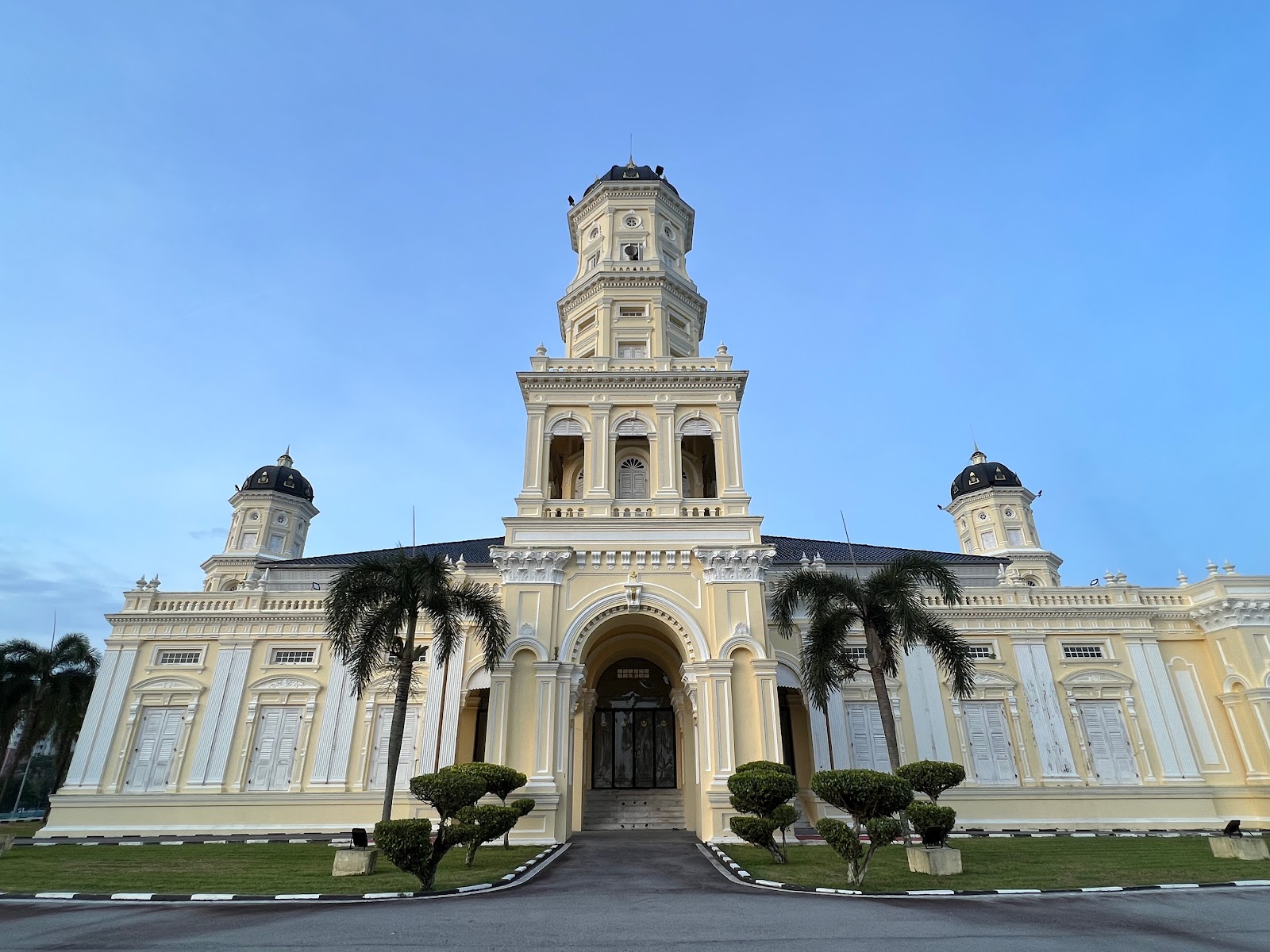 Picture of Explore the Historic Sultan Abu Bakar State Mosque