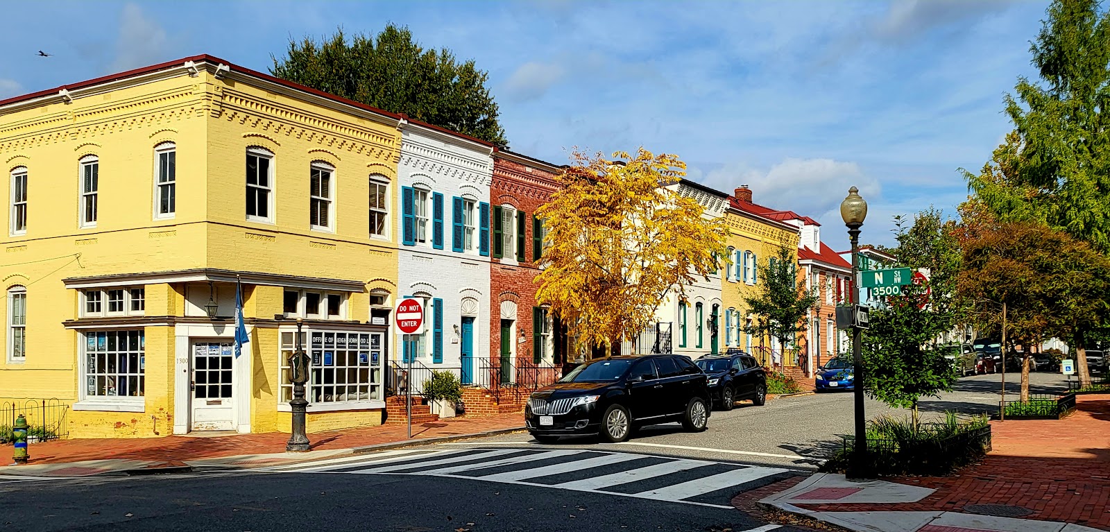 Picture of Stroll Through Georgetown