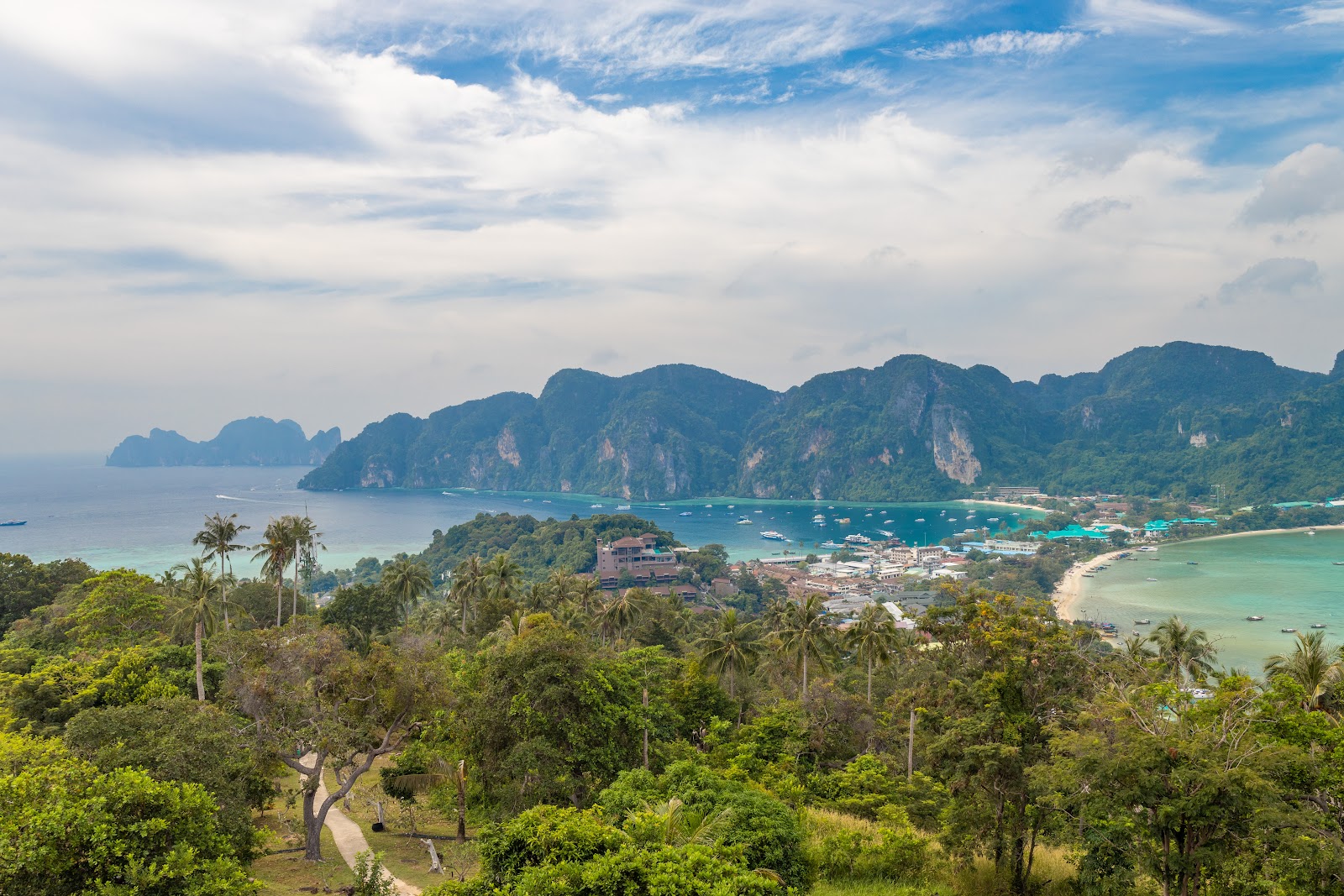 Picture of Hike to the Phi Phi Viewpoint