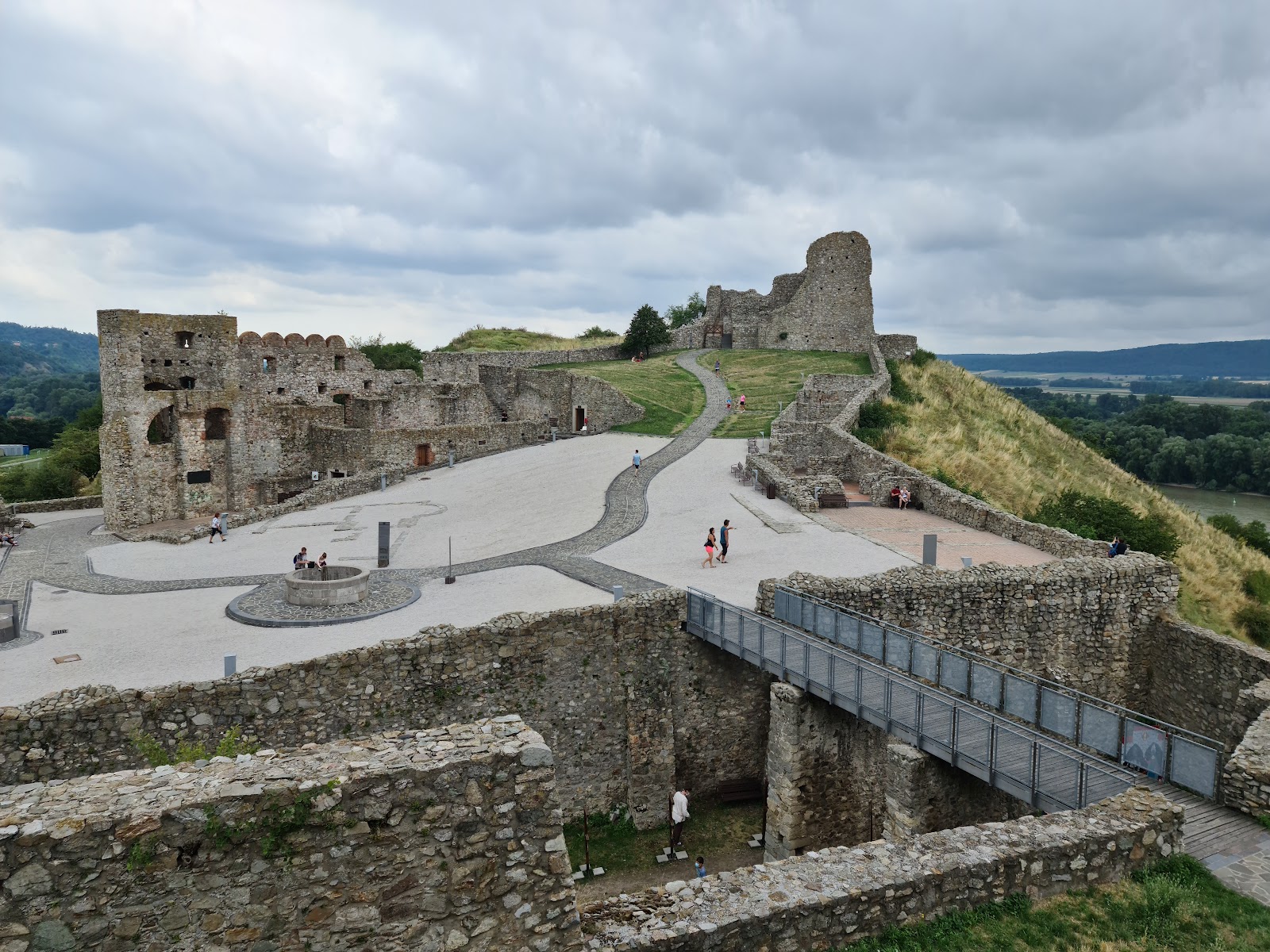 Picture of Discover Devin Castle