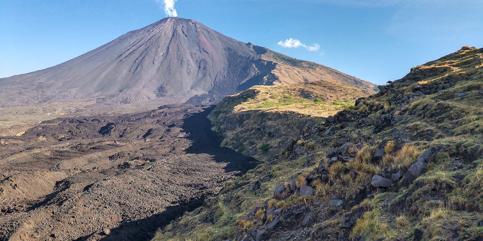 Picture of Hike to the Top of Volcán Pacaya