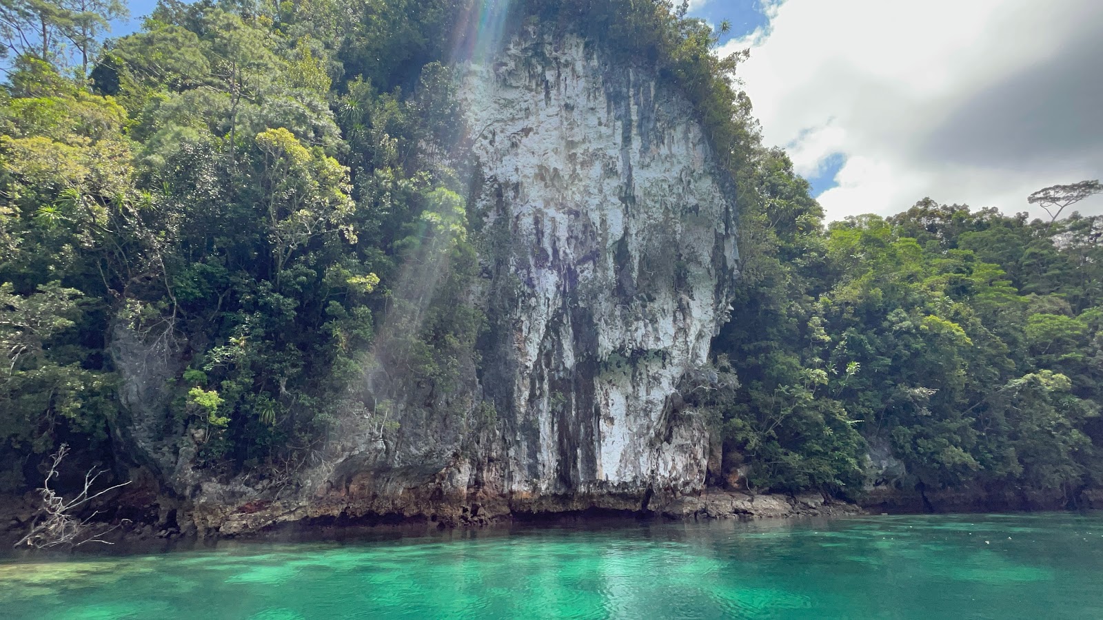 Picture of Explore the Sohoton Caves and Lagoons