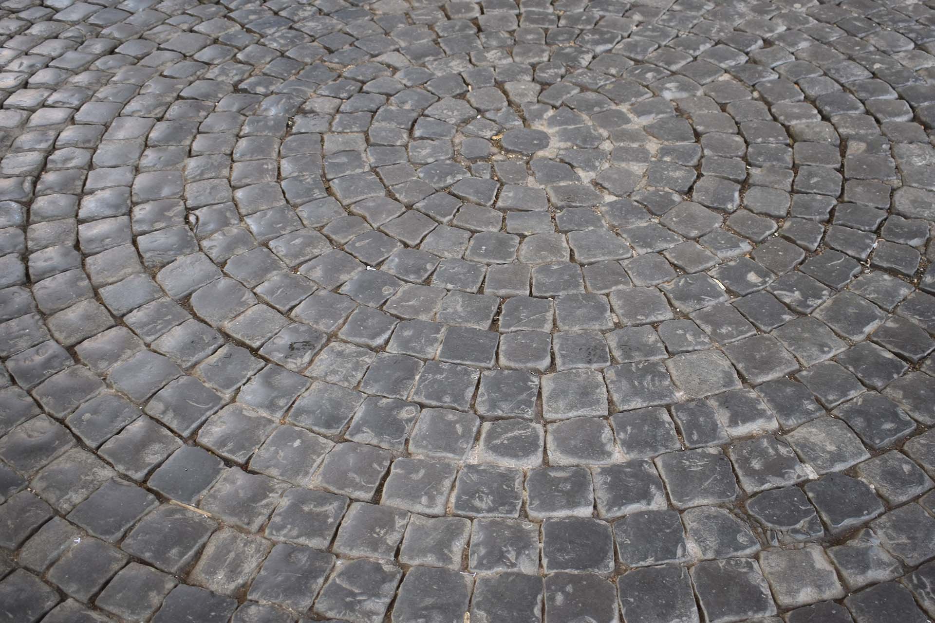 Cómo elegir el tamaño de la piedra para decorar tu jardín