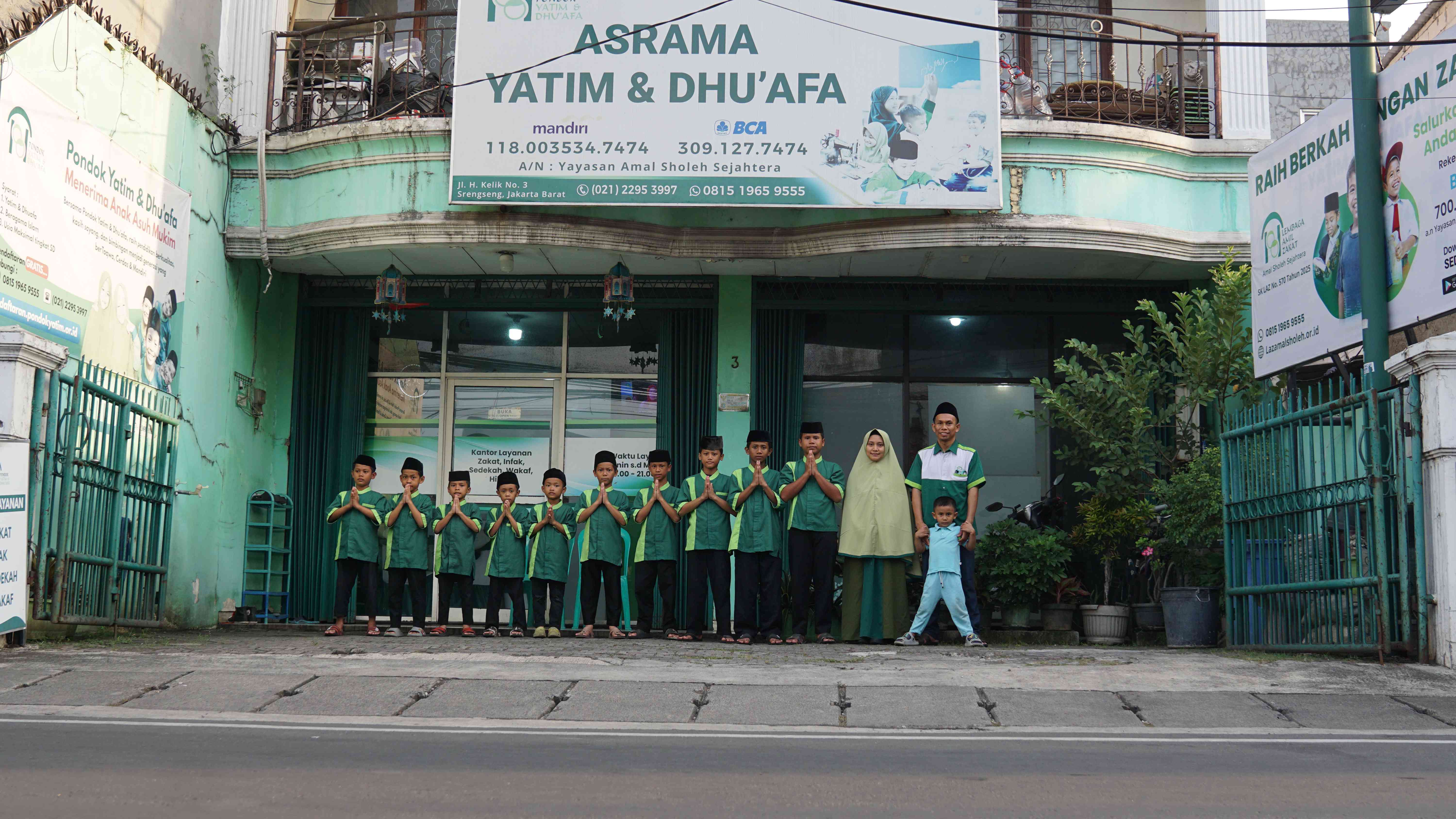 Sedekah Kebutuhan Asrama Yatim & Dhuafa Srengseng