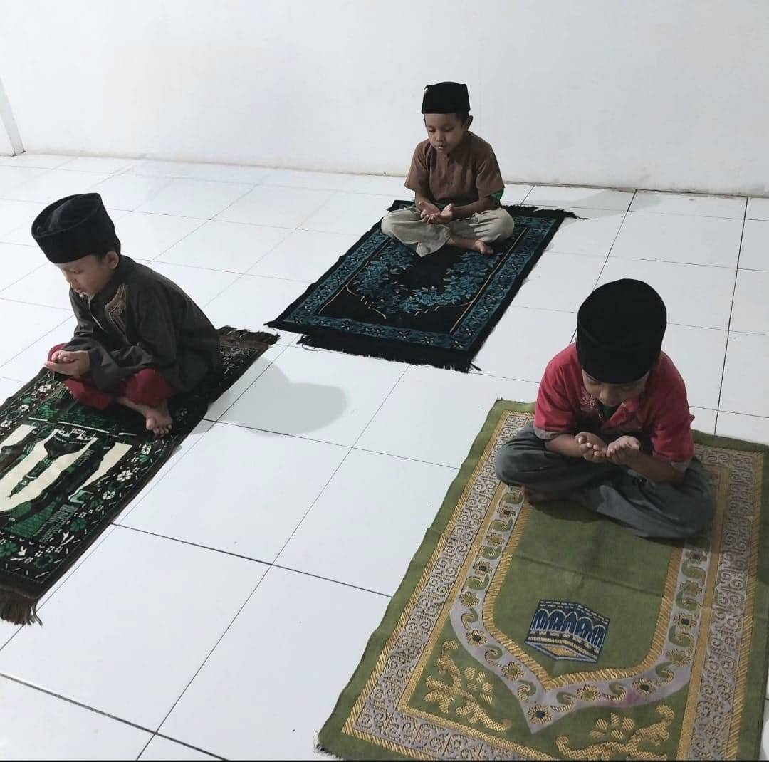 Manfaat Shalat Dhuha Dalam Rutinitas Anak Asuh Pondok Yatim & Dhu'afa