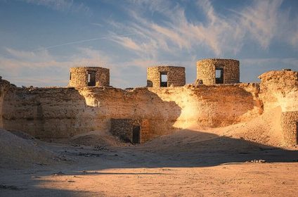 Руините на крепостта Zekreet - Представено изображение - Катар от Travel S Helper