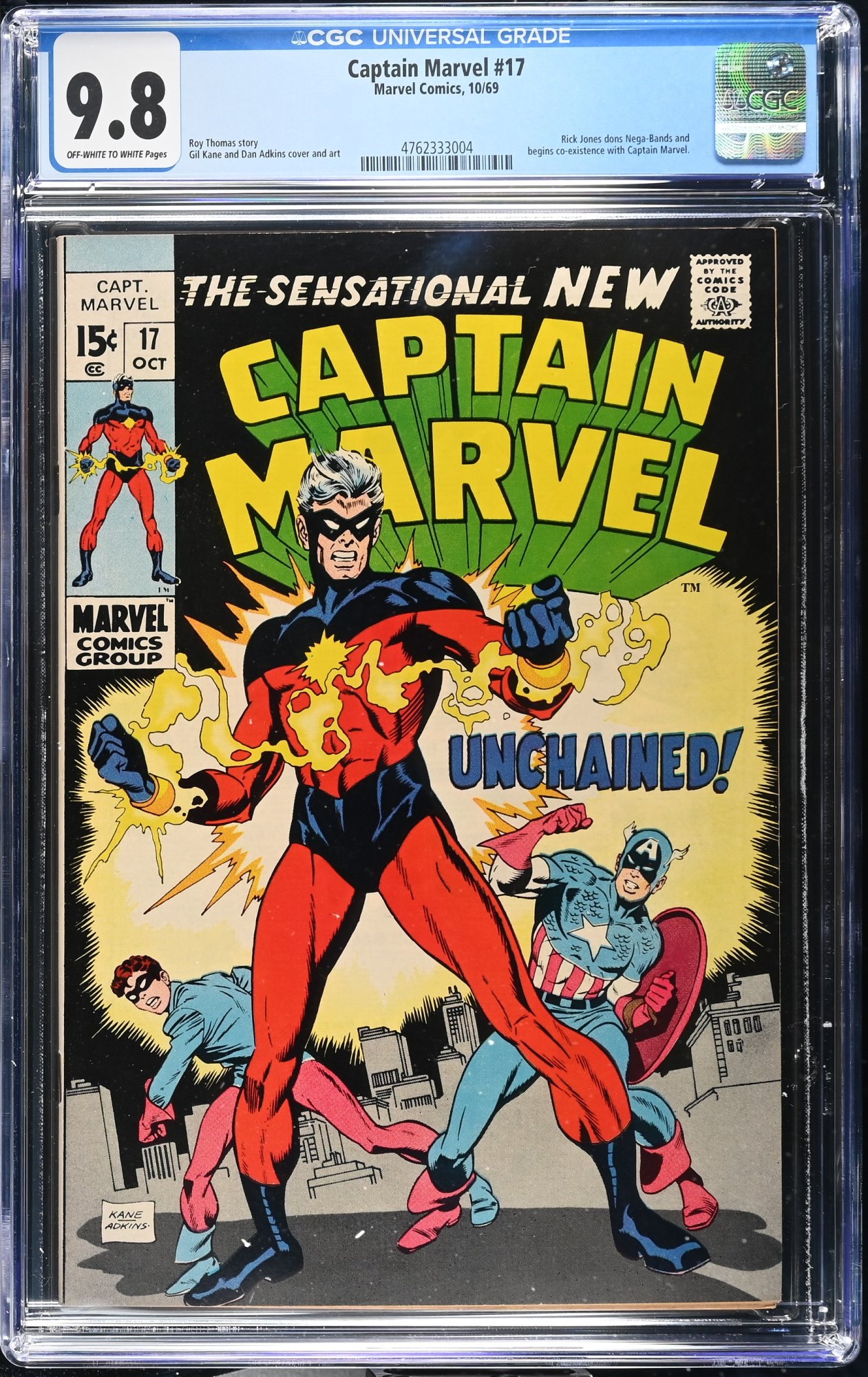 Captain Marvel #17 CGC NM/M 9.8 Off White to White New Costume! Avengers Cameo!