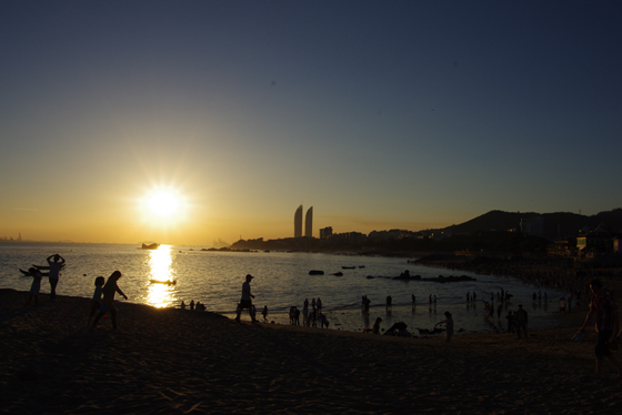 珍珠湾の夕暮れ