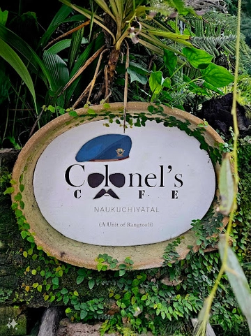 A burger stop over at Colonels Cafe