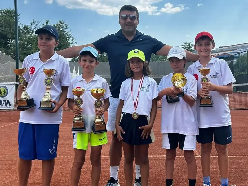 Can Tenis Akademisi galeri fotoğrafı 2