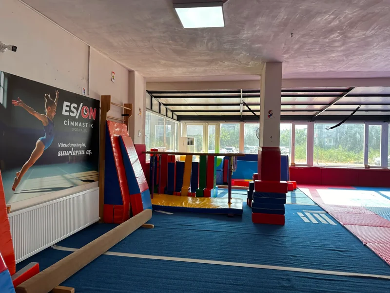 Es/On Cimnastik Spor Kulübü galeri fotoğrafı 2