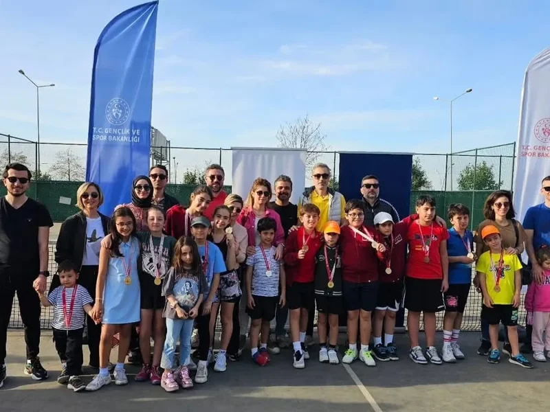 Karadeniz Tenis Spor Kulübü galeri fotoğrafı 1