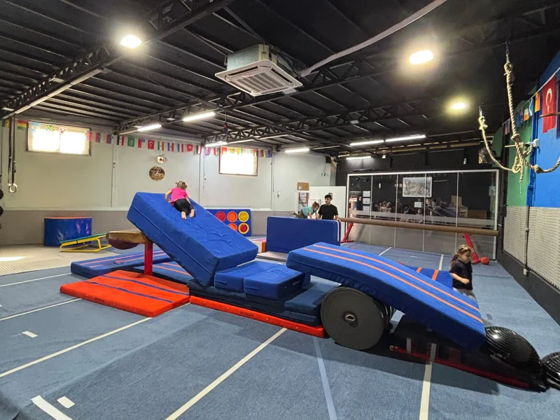 Sarıyer Cimnastik Spor Kulübü galeri fotoğrafı 1