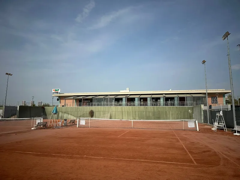 İnorout Tenis Spor Kulübü galeri fotoğrafı 1