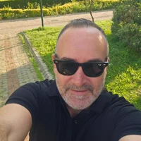 Özgür K.