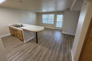 825 El Capitan, Suite 13 NEW Hardwood Floors