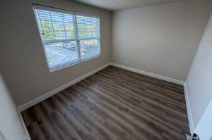 825 El Capitan, Suite 13 NEW Hardwood Floors