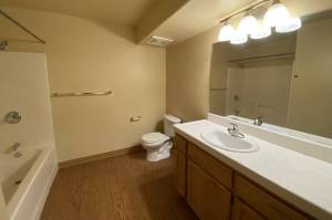 825 El Capitan, Suite 13 NEW Hardwood Floors