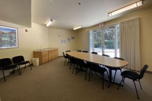 811 - 825 El Capitan Way