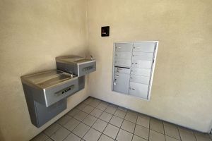 811 - 825 El Capitan Way